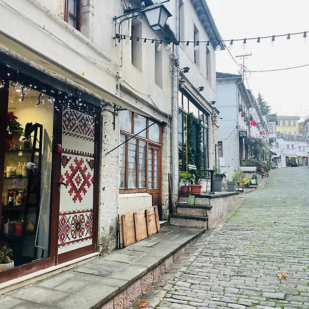 Апартаменты Old Bazaar *